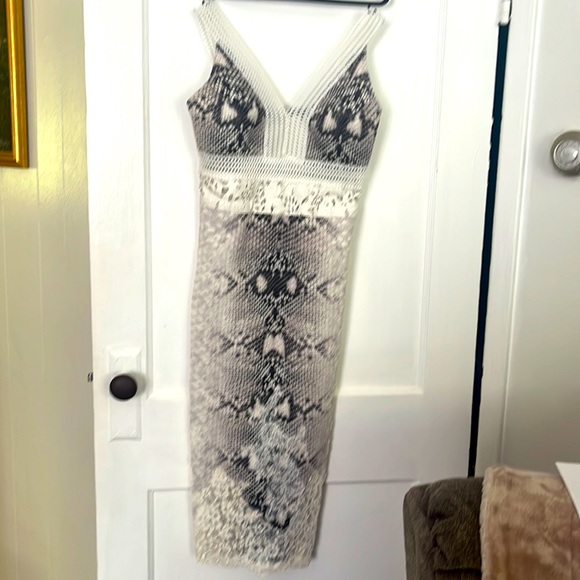 🤍🤍🤍🤍❣️❤️🩹 - Picture 1 of 4